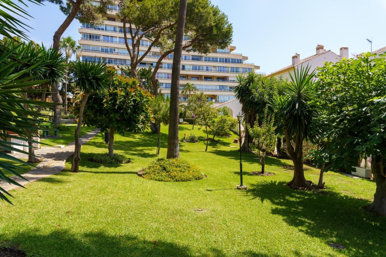 Living On The , First Line + Big Terrace Views Apartament Benalmádena
